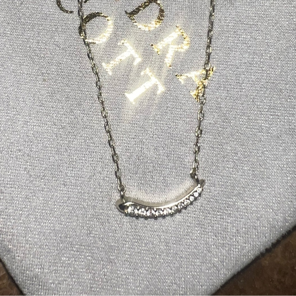 Kendra Scott Necklace